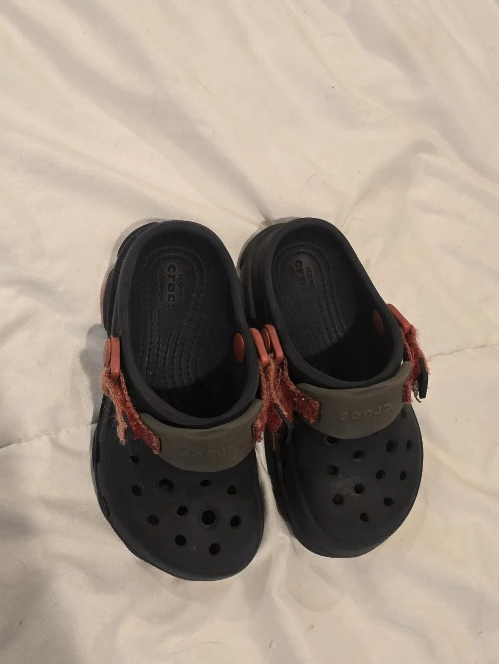 Crocs Children's All-Terrain Clogs Navy and Red Size 10